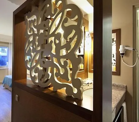 Отель Corinthia Club