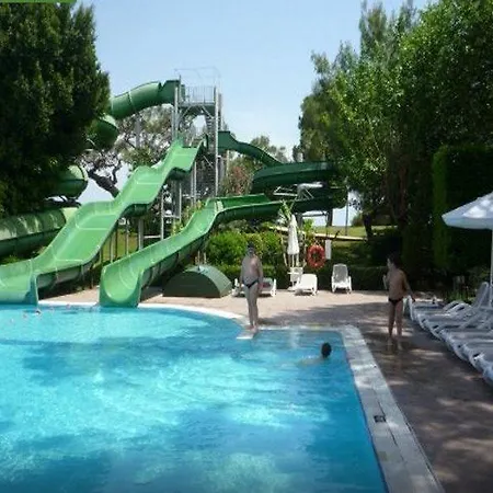 Corinthia Club Текирова