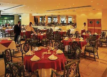 Отель Corinthia Club Текирова