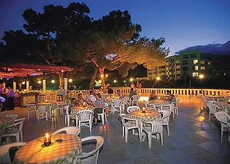 Отель Corinthia Club