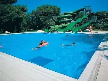 Corinthia Club Отель 5*